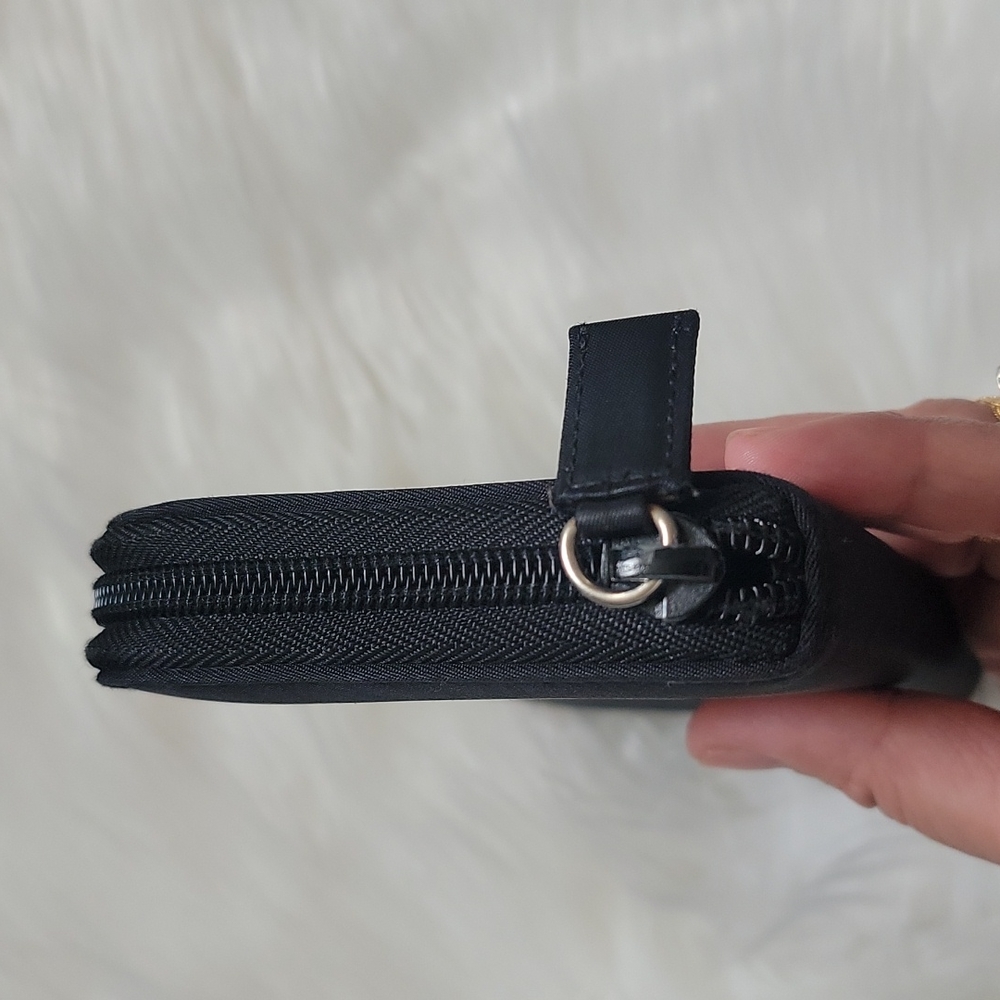 PRADA Wallet - Picture 7 of 16
